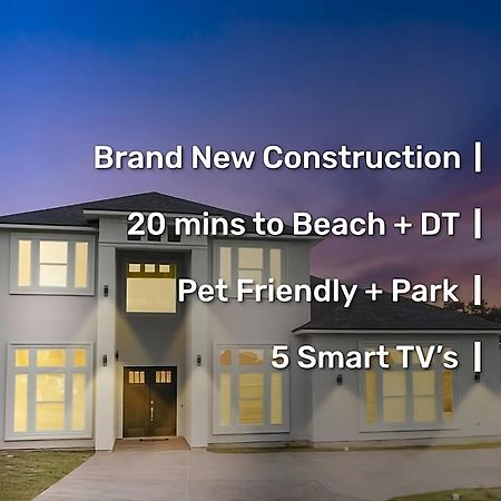 Newly Built Stylish Retreat With Designer Kitchen - Near Park & Beach Corpus Christi Extérieur photo