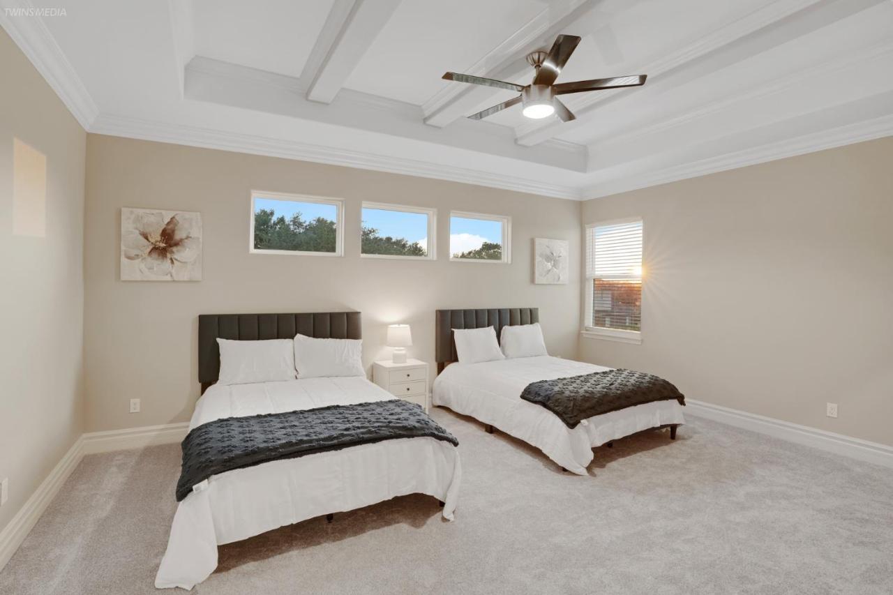Newly Built Stylish Retreat With Designer Kitchen - Near Park & Beach Corpus Christi Extérieur photo